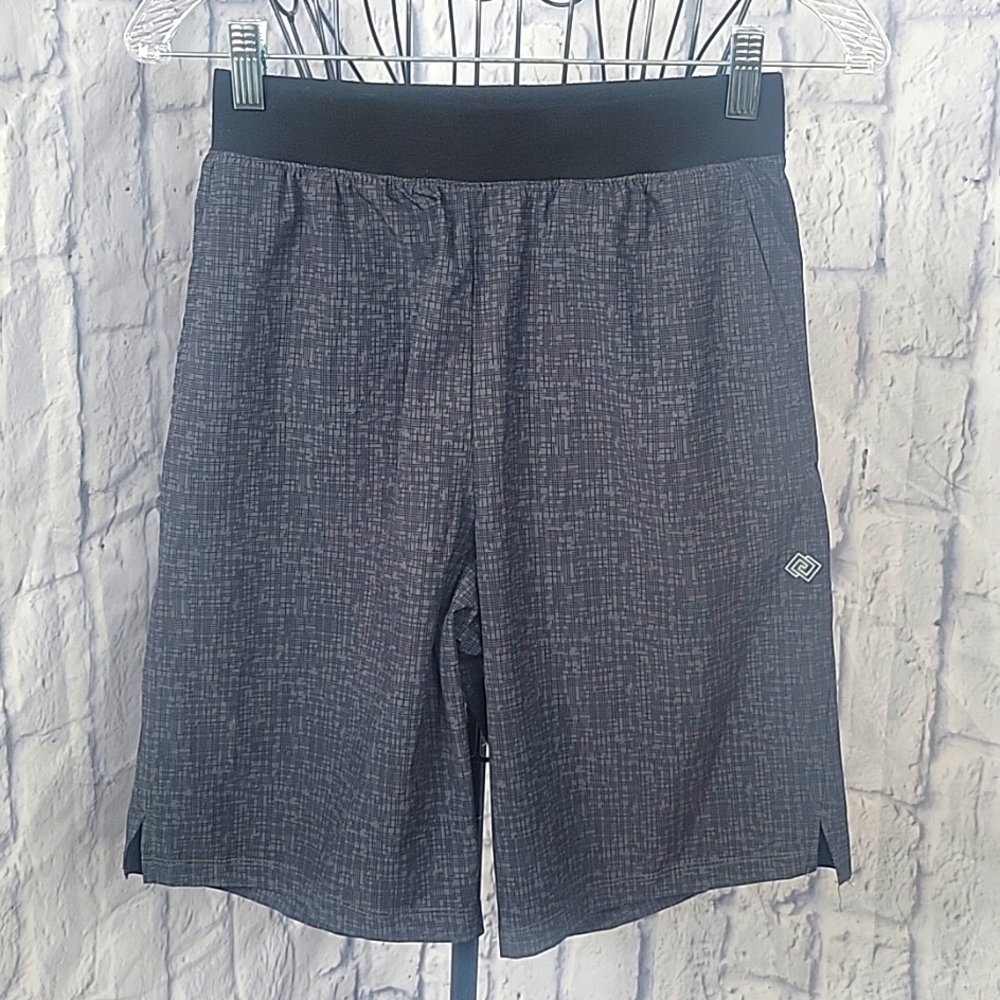 ZELOS Flex Gray and Black Men's‎ Shorts Small